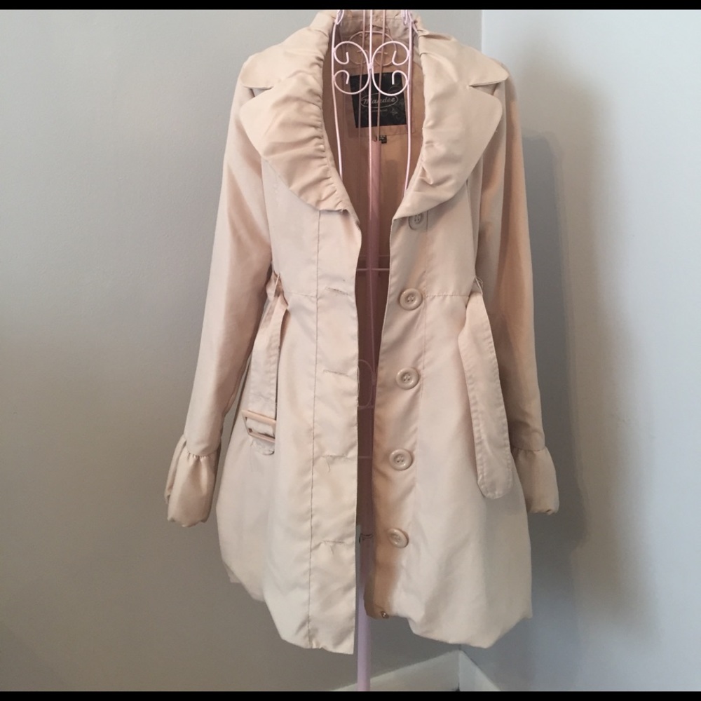 Cream Jacket - Picture 4 of 4